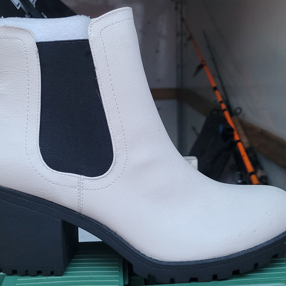White and Black Ankle Boots with Elastic Panels